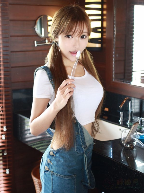 图片[32]-清纯系美女王馨瑶清凉性感写真-醉猫网 - 专注于美图分享 - zuimw.com